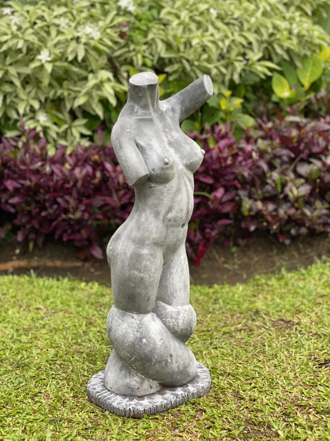 Product image 9 of the product “Xenia - Female torso, 60 cm H | cast stone ”